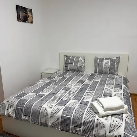 National Stadium Aparment * بوخارست